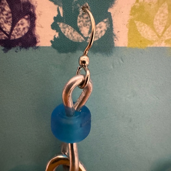 Basic Spirit Dangle Earrings - Picture 7 of 9